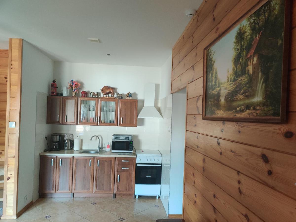 Cztery Pory Roku Guest House Bialowieza Exterior photo